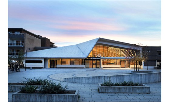 玻璃幕墻 玻璃幕墻