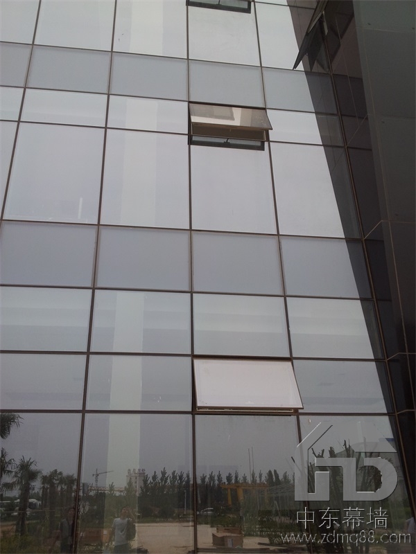 鋁板幕墻膠縫寬度通常為多少？