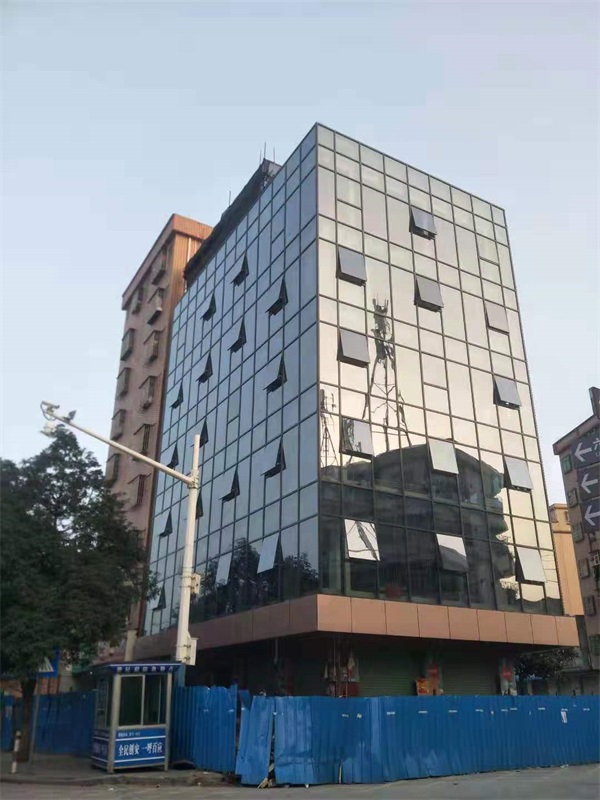 玻璃幕墻一平方多少錢 玻璃幕墻一平方多少錢