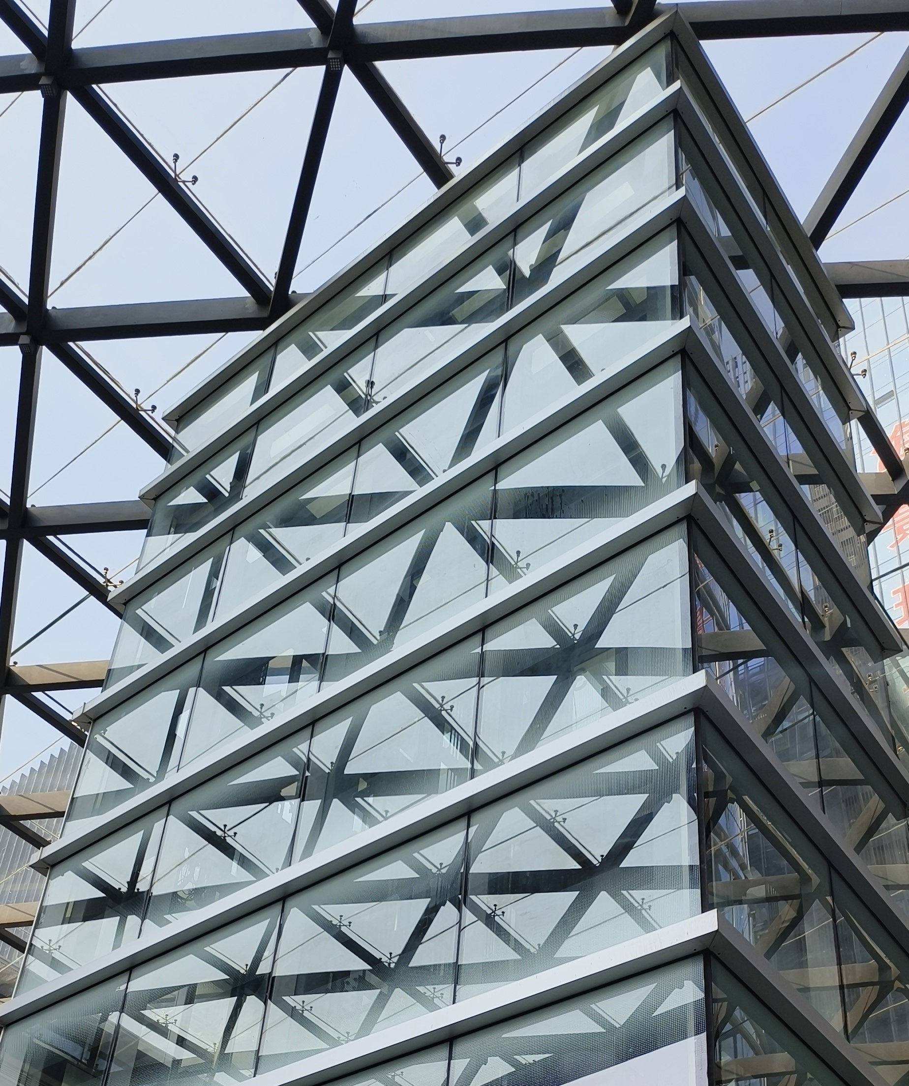 觀光電梯玻璃幕墻公司 觀光電梯玻璃幕墻公司