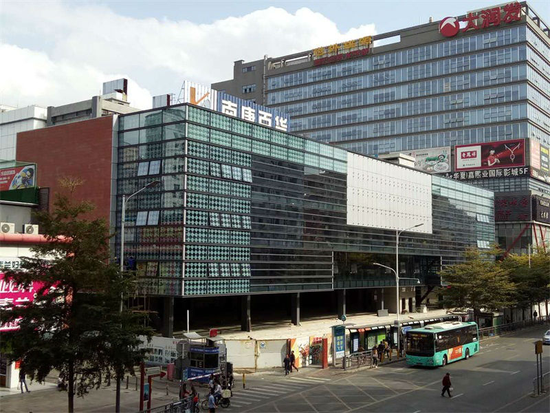 深圳民治大廈橫明豎隱玻璃幕墻 深圳民治大廈橫明豎隱玻璃幕墻